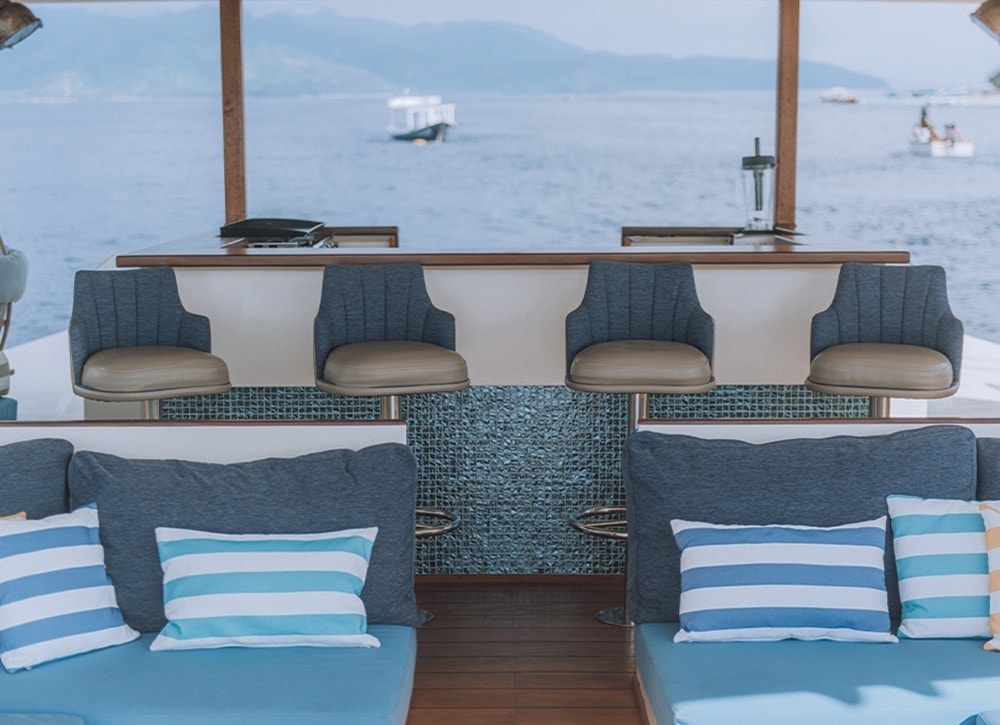 Catamaran Utopia 8