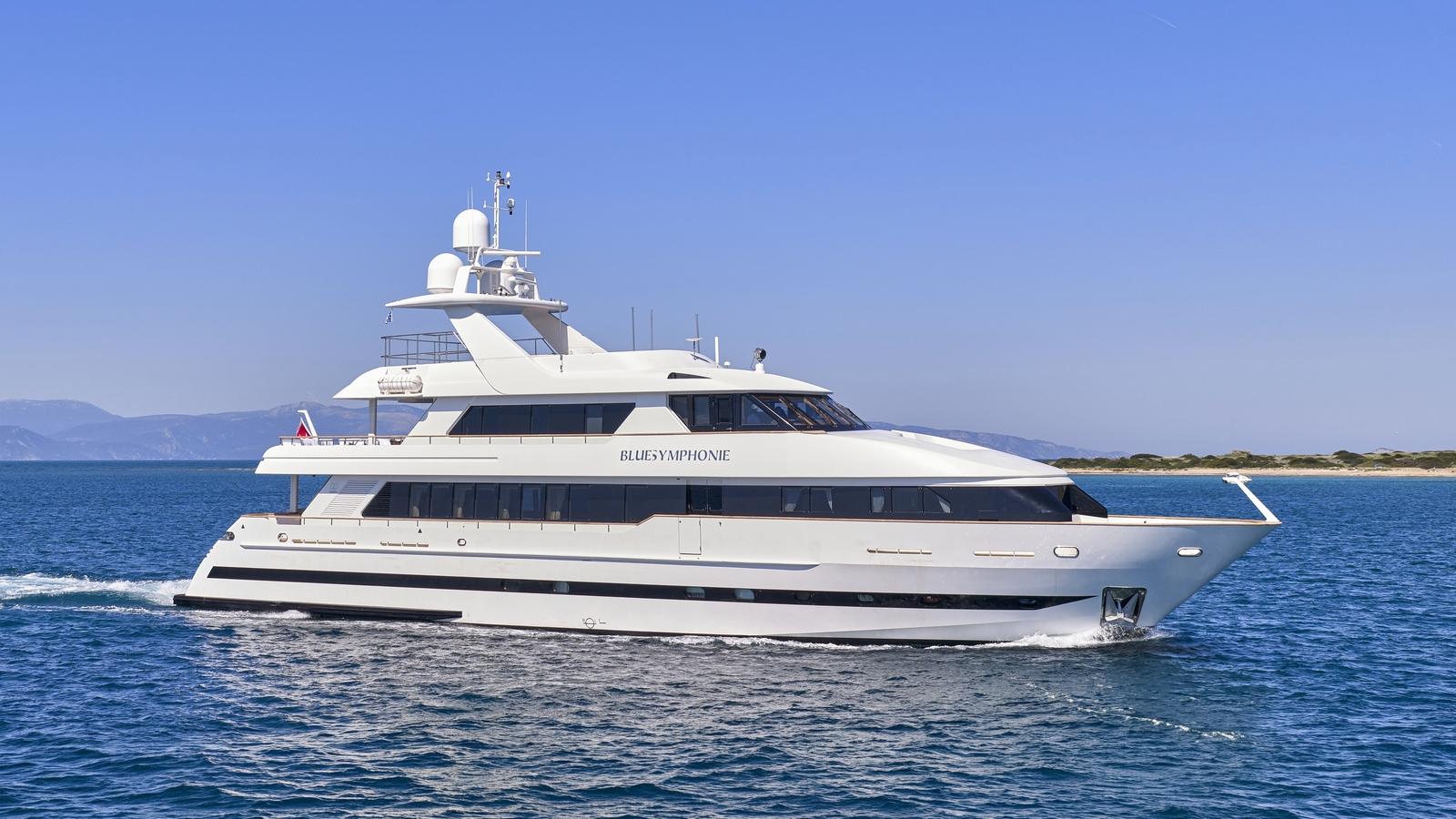 Blue Symphonie 5