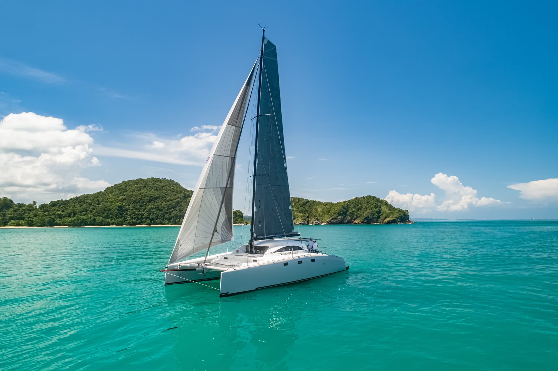 Catamaran 42